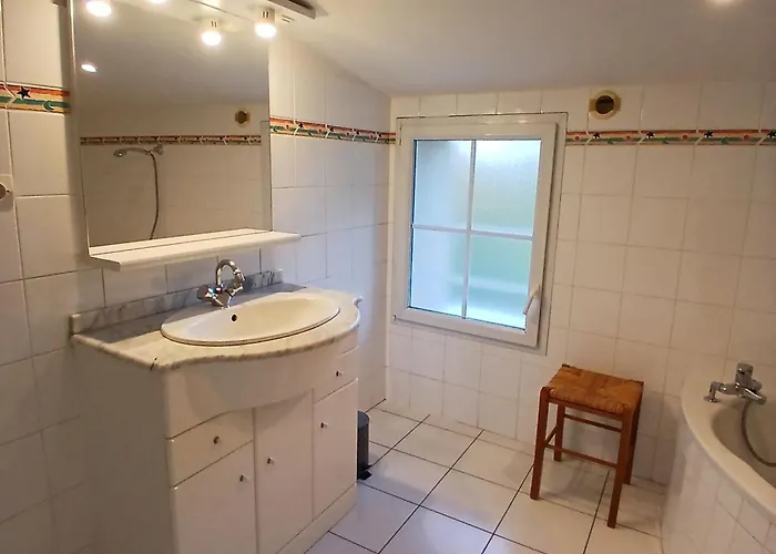 بيت للعطل Charmante Maison Ancienne Renovee Avec Jardin Prive, 5 Couchages - Fr-1-426-171 La Gaubretiere